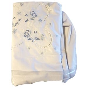 Vtg Tablecloth 68" x 80" Oval A "Peacock" Creation Embroidered "Chinese Scroll"